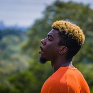 Meet your Posher, Derrick